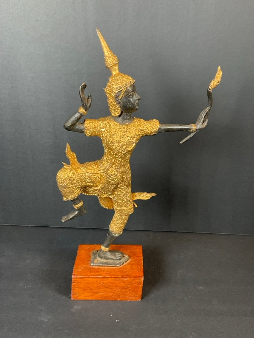 Image for Cheyney Estate Auction – Vehicles, Jewelry, Art & Collectibles