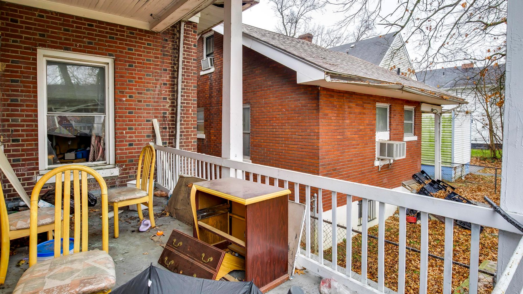 Image for Bank Owned Sixplex: Published Reserve