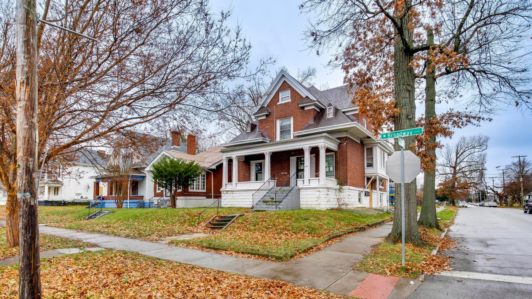 Image for Bank Owned Sixplex: Published Reserve