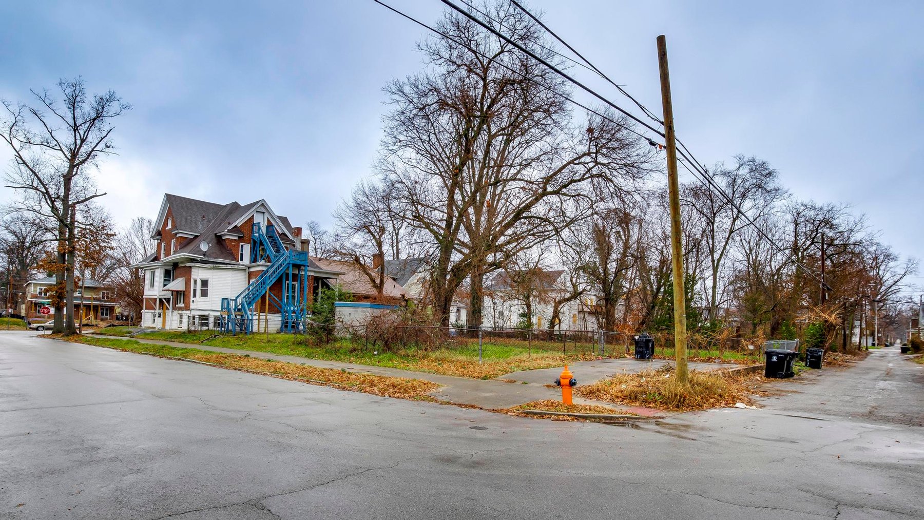 Image for Bank Owned Sixplex: Published Reserve