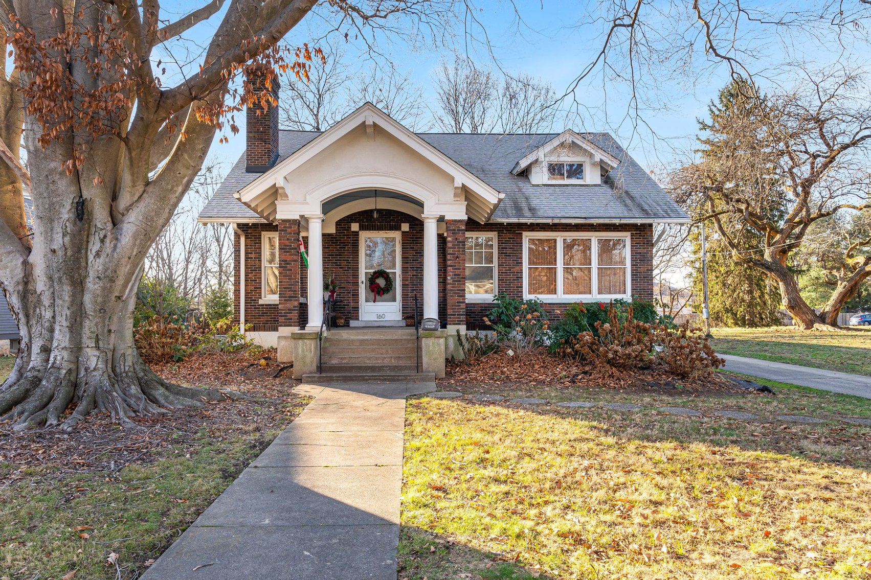 Image for 160 N Galt Ave-ONLINE AUCTION ONLY-BIDDING HAS STARTED