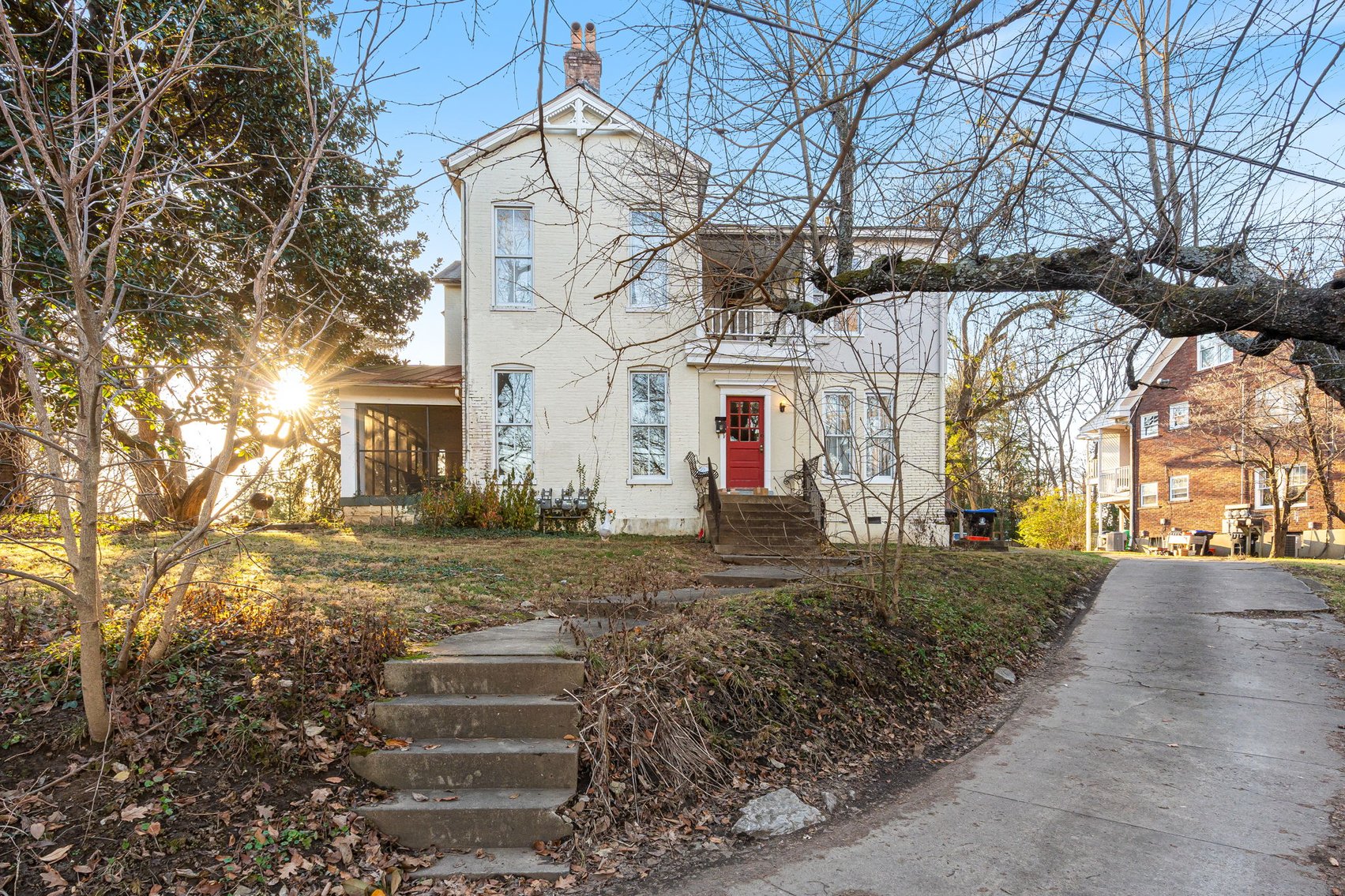 Image for 168 N Galt Ave-ONLINE AUCTION ONLY-BIDDING HAS STARTED