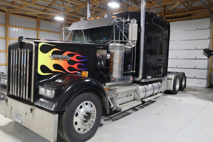 Image for Elmer Von Holten Estate and Local Consignors