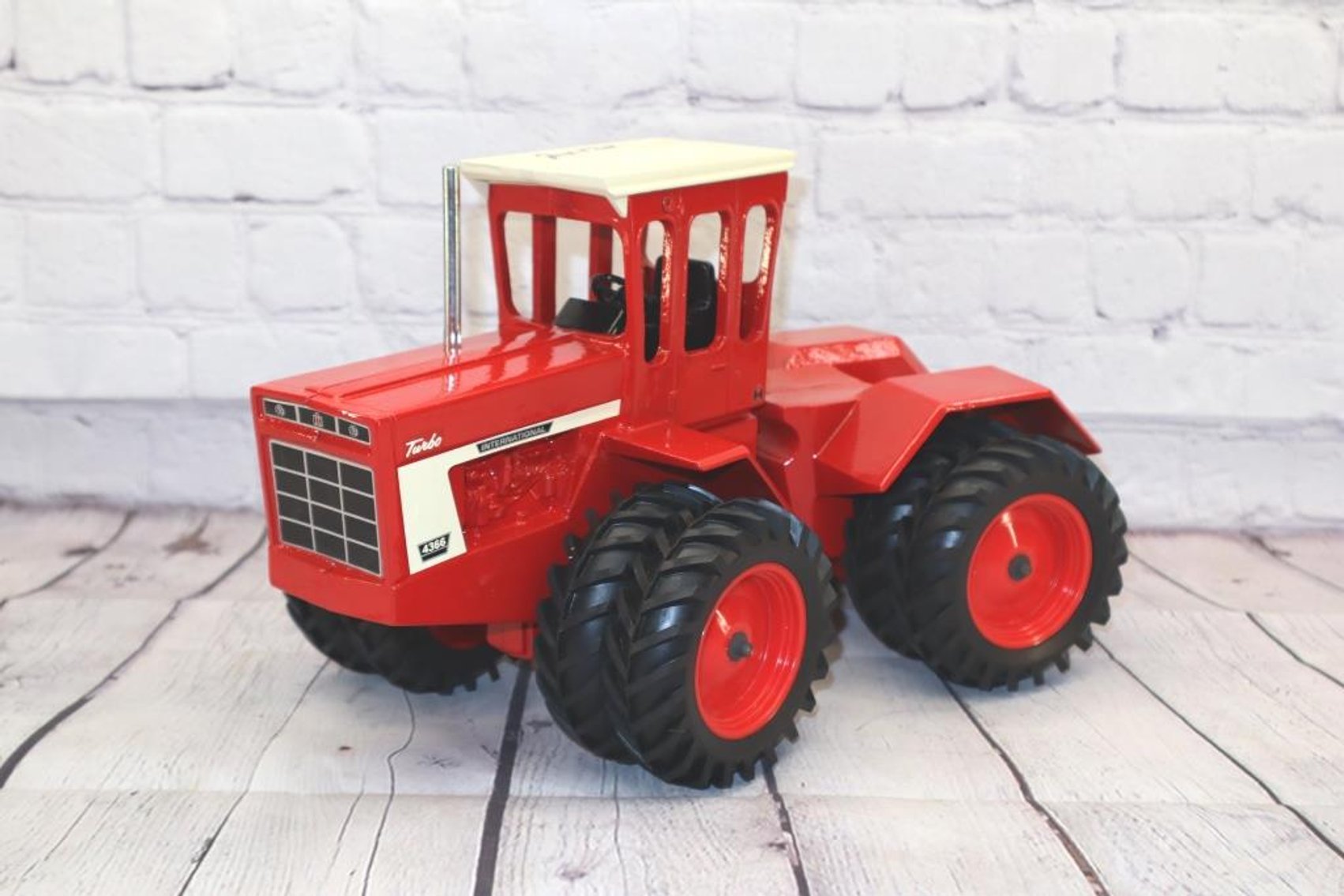 Image for 2023 FALL CONSIGNMENT AUCTION - DAY THREE - AUCTION #2 - HUGE IH COLLECTION