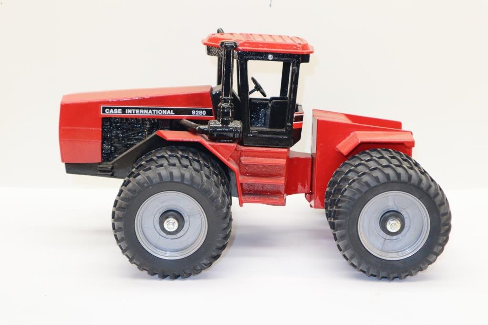 Image for February Farm Toy and Memorabilia Auction