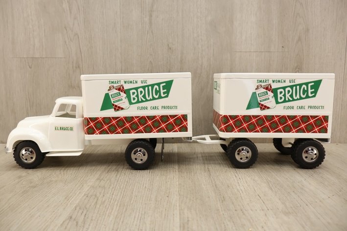 Image for HUGE Toy Truck & Auto Online Auction