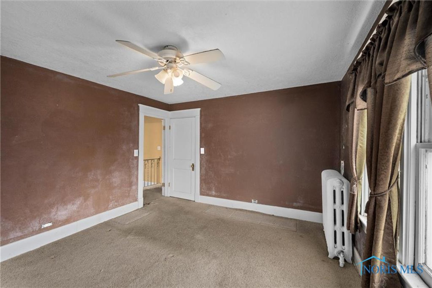 Image for MINIMUM BID AUCTION $70,000! 1333 Kenyon Dr