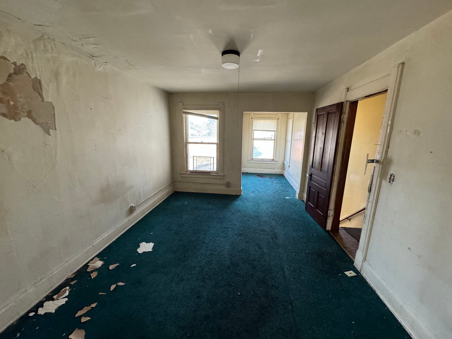 Image for MINIMUM BID AUCTION $59,000! 435 E Broadway