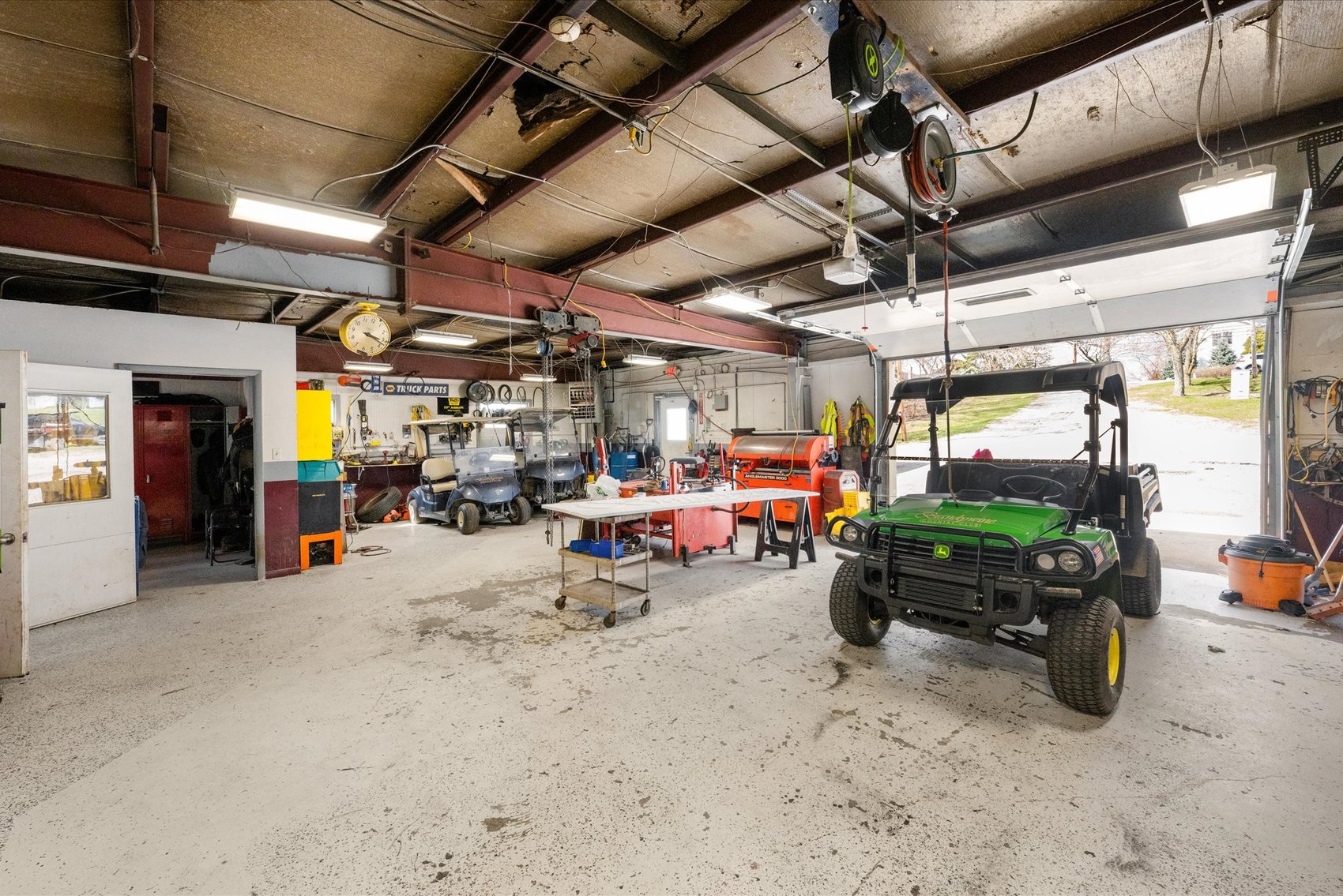 Image for BRANDYWINE COUNTRY CLUB! MINIMUM BID AUCTION $2,600,000!