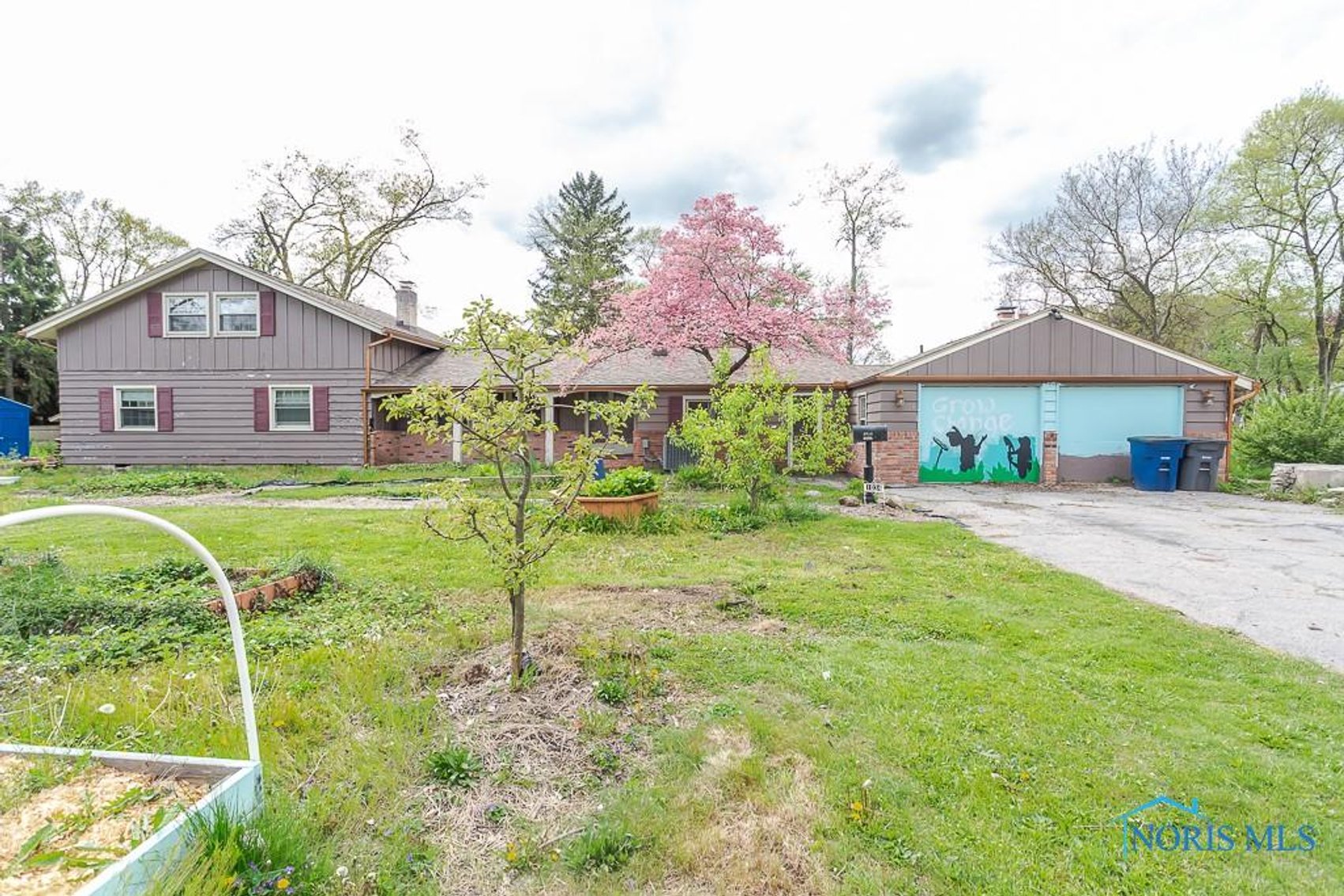 Image for MINIMUM BID AUCTION $129,000! 1034 Nela Pkwy