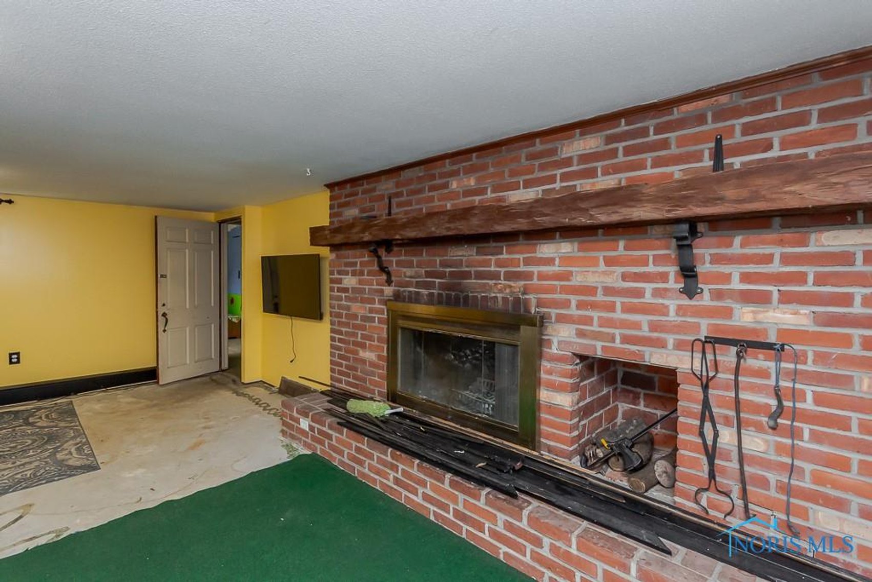 Image for MINIMUM BID AUCTION $129,000! 1034 Nela Pkwy