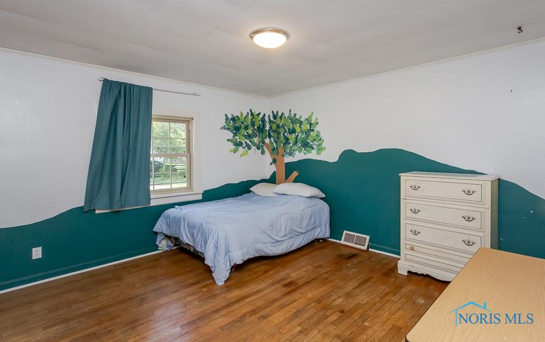 Image for MINIMUM BID AUCTION $129,000! 1034 Nela Pkwy