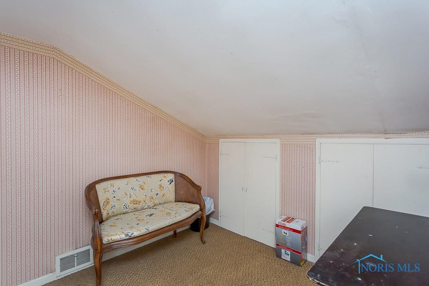 Image for MINIMUM BID AUCTION $129,000! 1034 Nela Pkwy