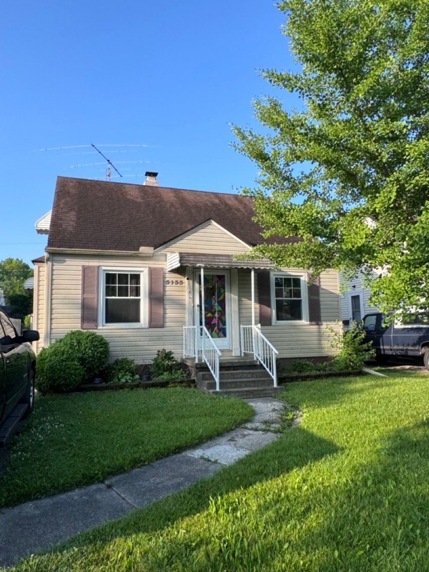 Image for MINIMUM BID AUCTION $49,000! 3133 Cragmoor Ave