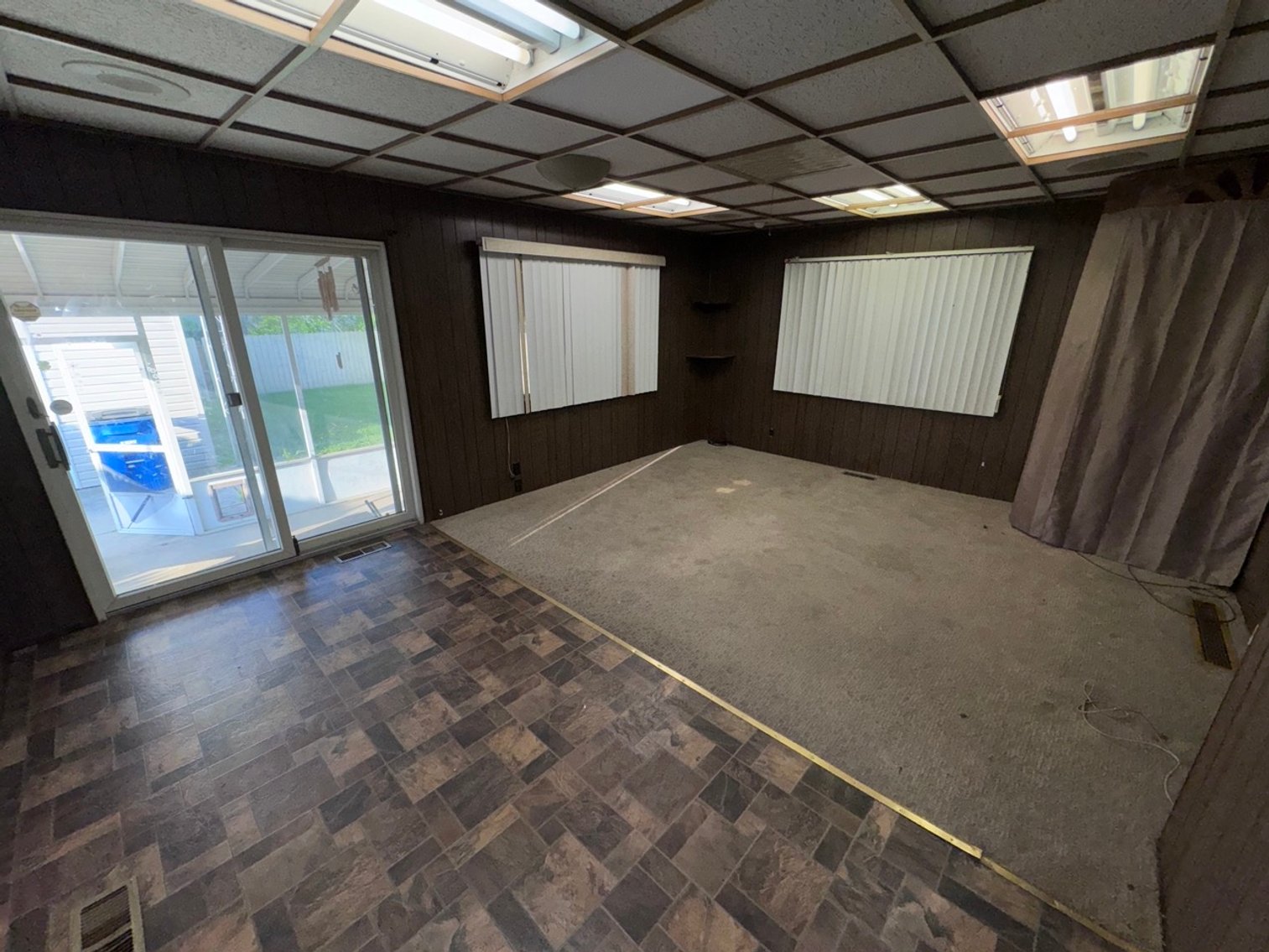 Image for MINIMUM BID AUCTION $49,000! 3133 Cragmoor Ave