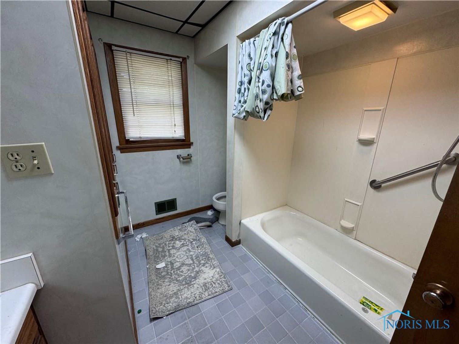 Image for MINIMUM BID AUCTION $99,000! 2120 Mathews Rd