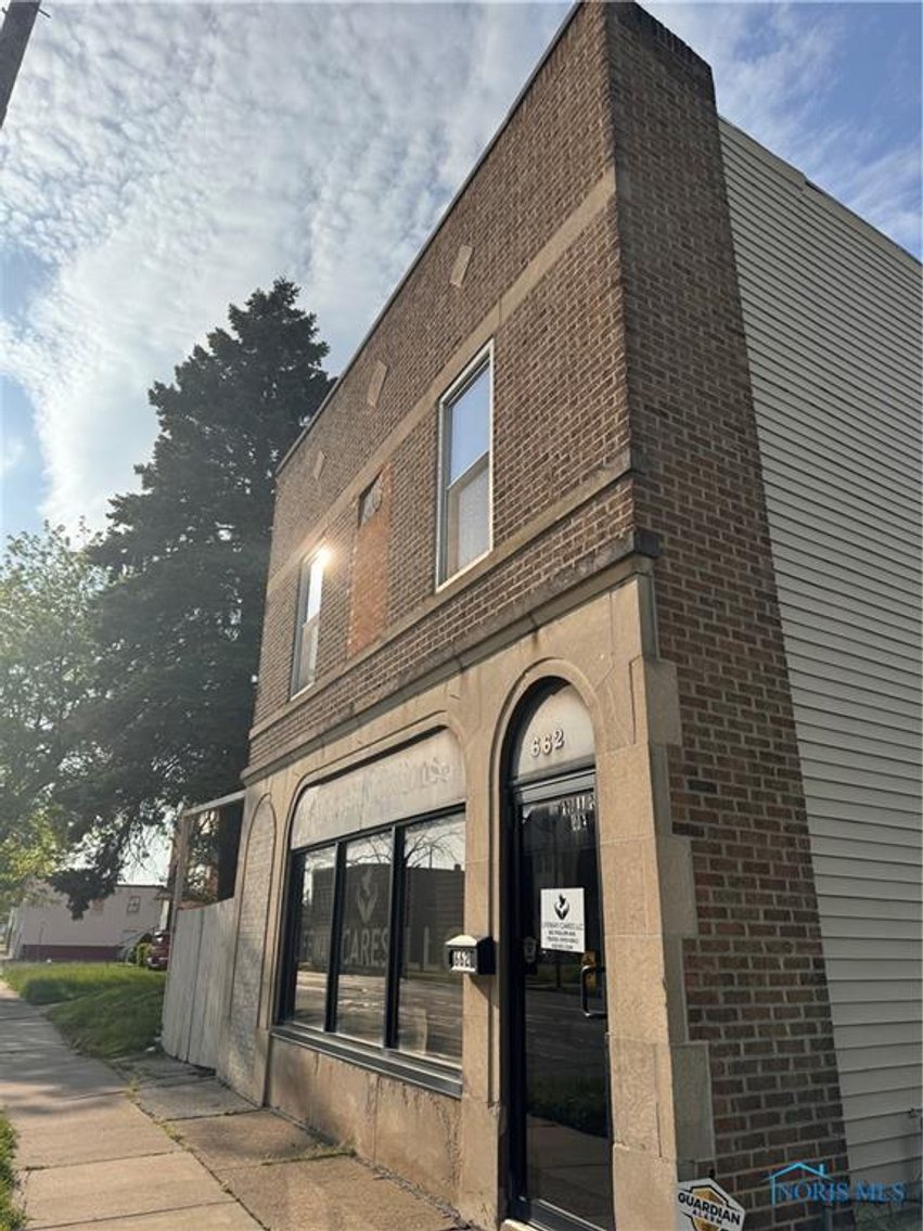 Image for MINIMUM BID AUCTION $49,000! 662 Phillips Ave