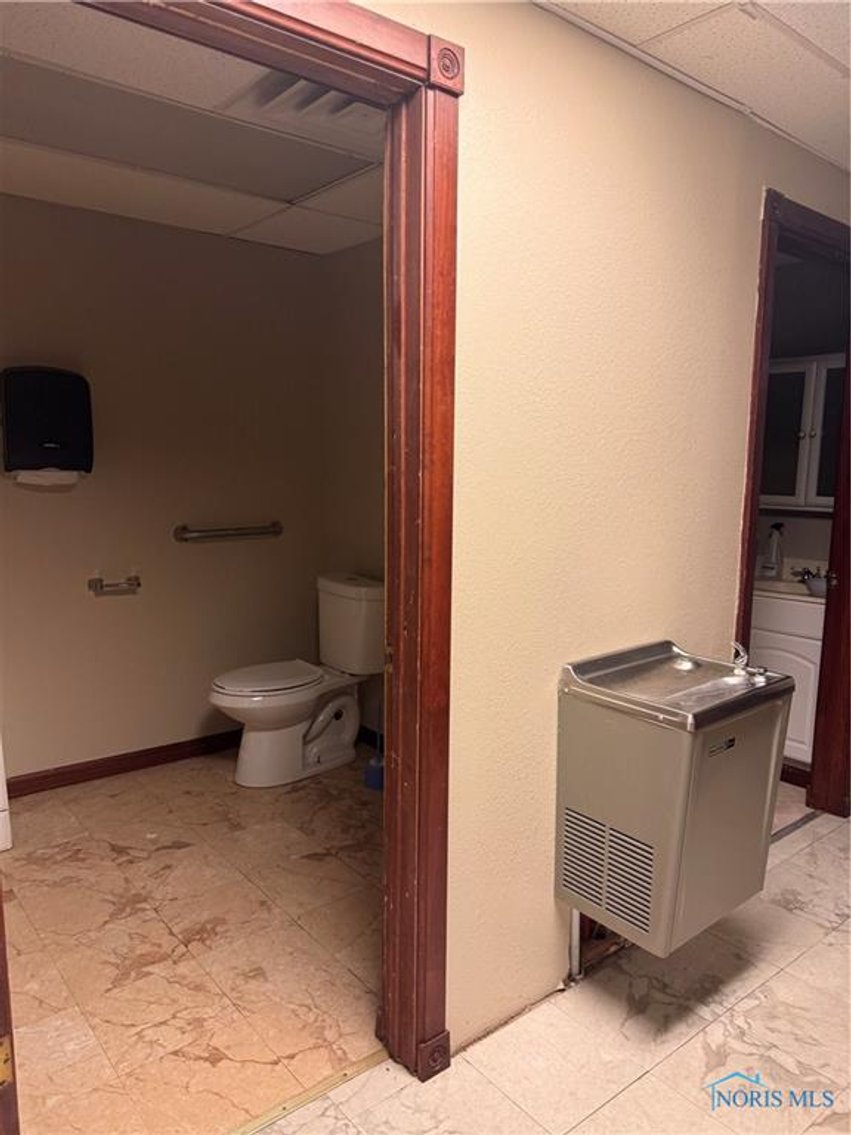 Image for MINIMUM BID AUCTION $49,000! 662 Phillips Ave