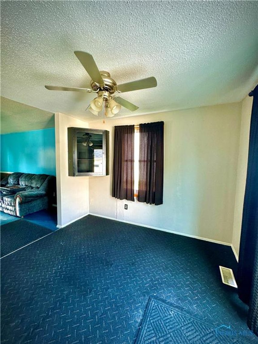 Image for MINIMUM BID AUCTION $99,000! 5829 Viramar