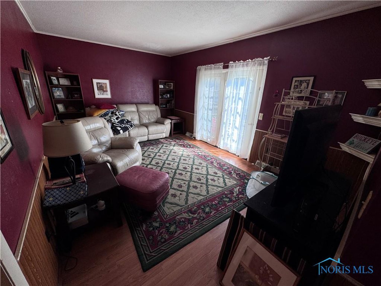 Image for MINIMUM BID AUCTION $159,000! 255 Windsor Ct