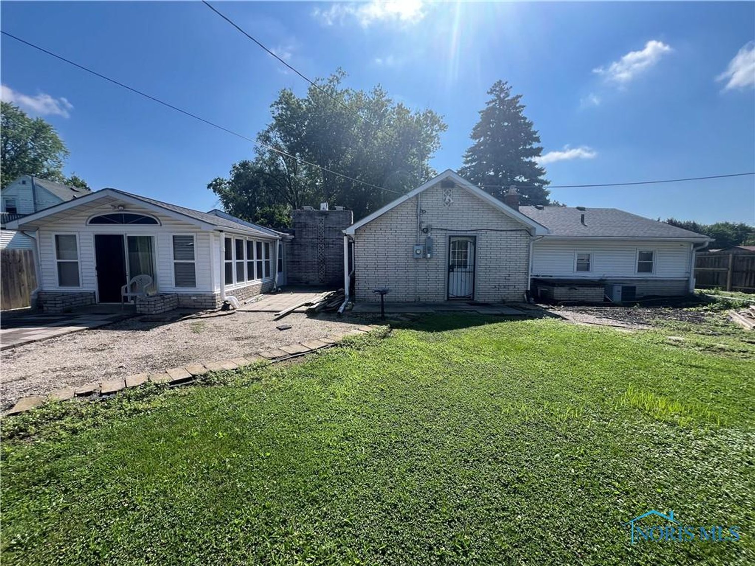 Image for MINIMUM BID AUCTION $110,000! 117 N GOODYEAR