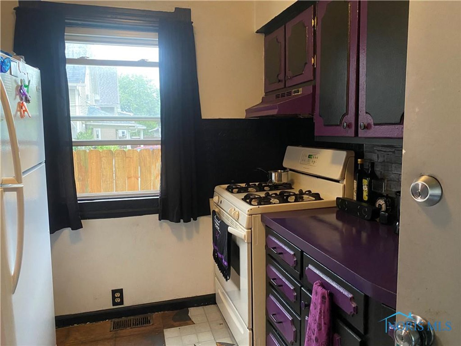 Image for MINIMUM BID AUCTION $40,000! 325 Eastern Ave