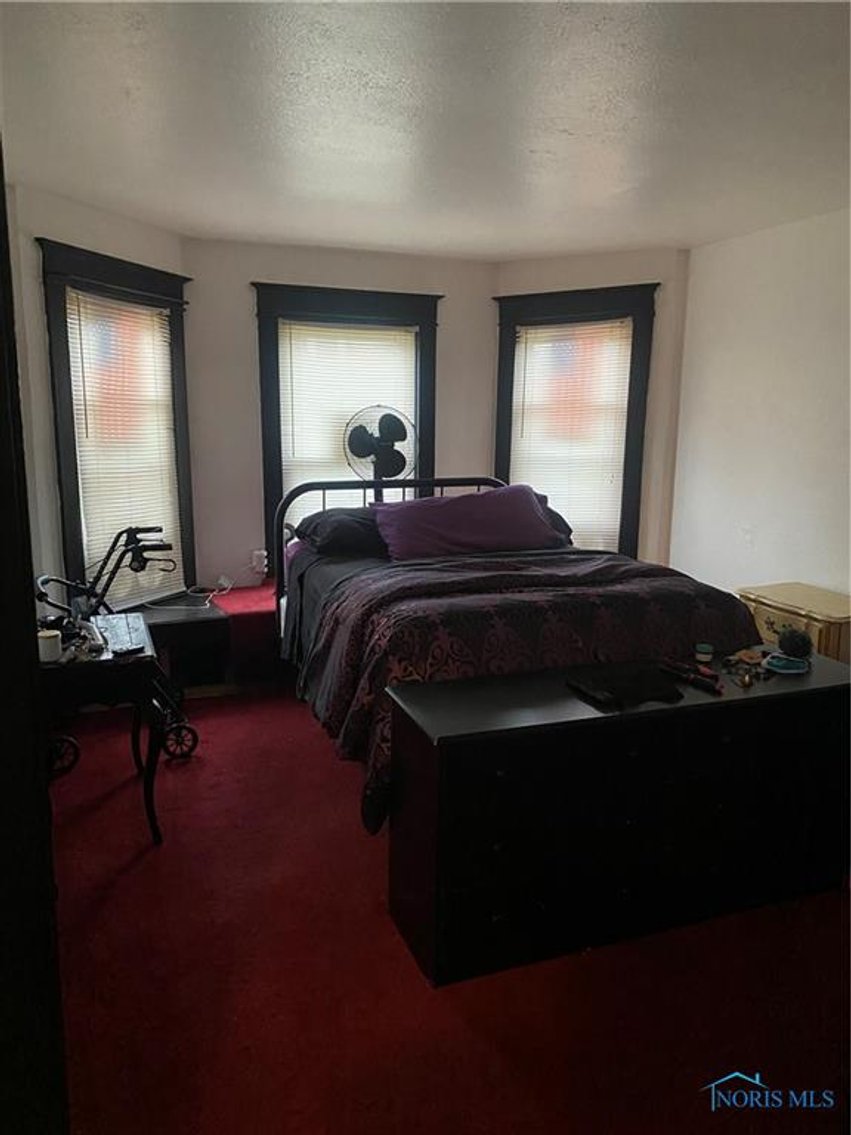 Image for MINIMUM BID AUCTION $40,000! 325 Eastern Ave