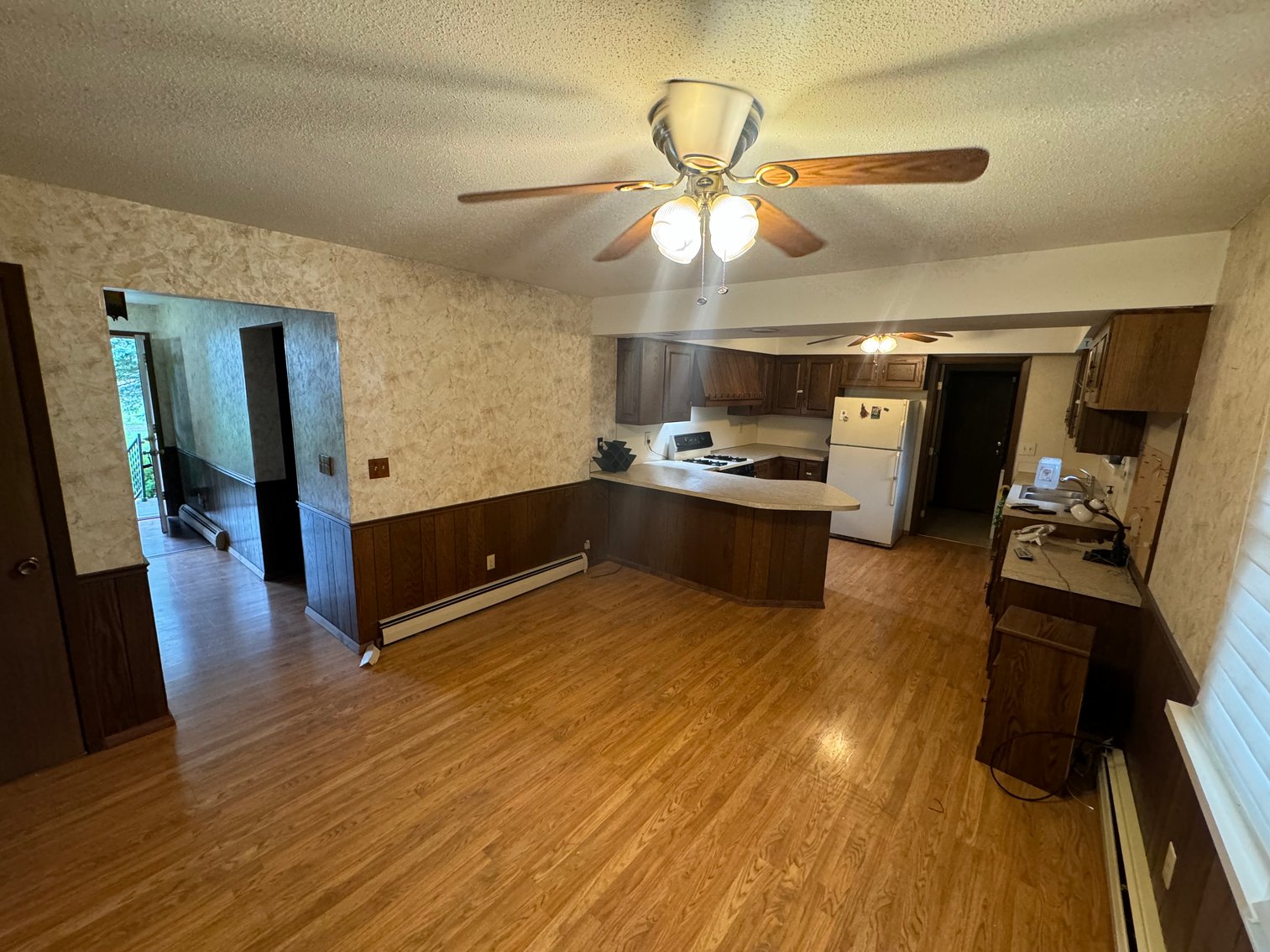 Image for MINIMUM BID AUCTION $169,000! 3235 Shelton Ave