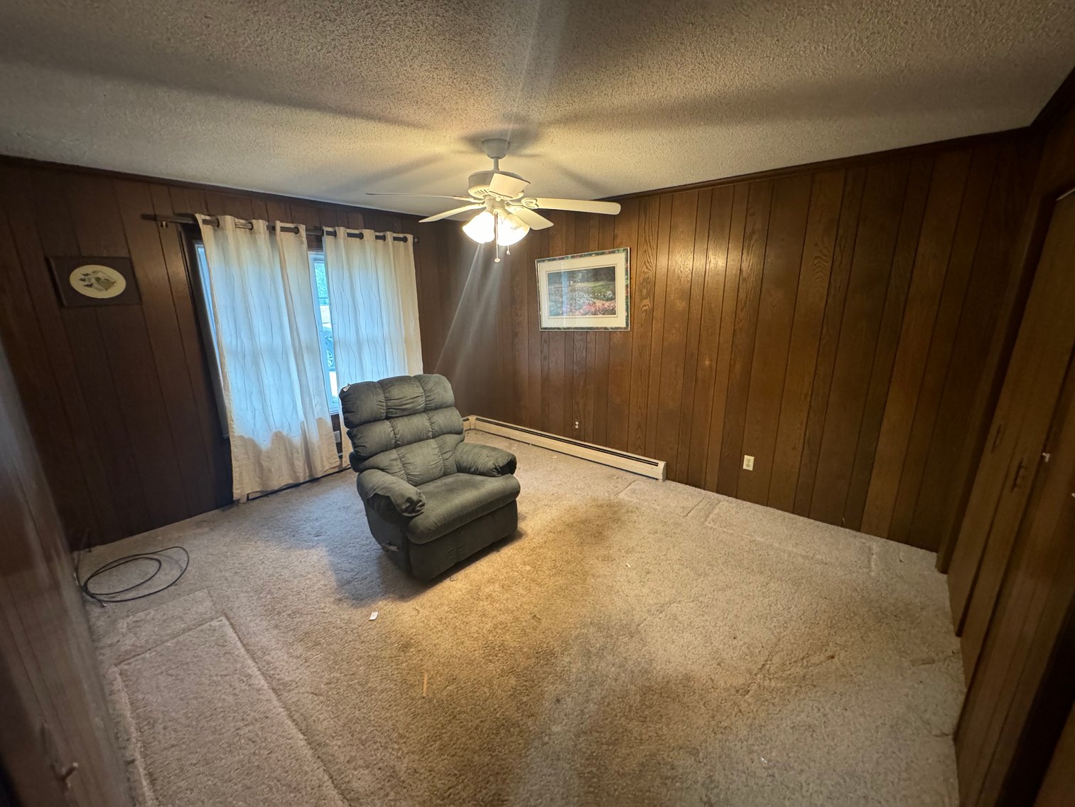 Image for MINIMUM BID AUCTION $169,000! 3235 Shelton Ave