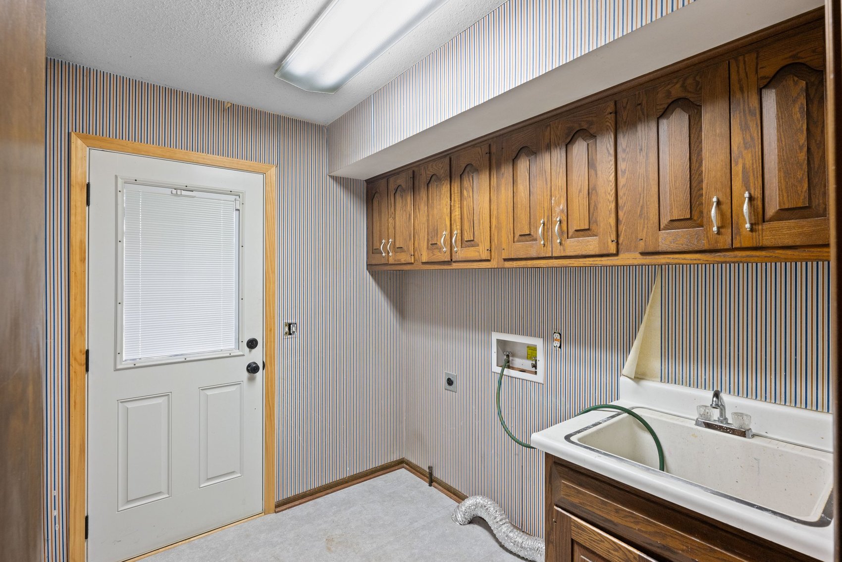 Image for MINIMUM BID AUCTION $250,000! 2427 Knights Hill Lane