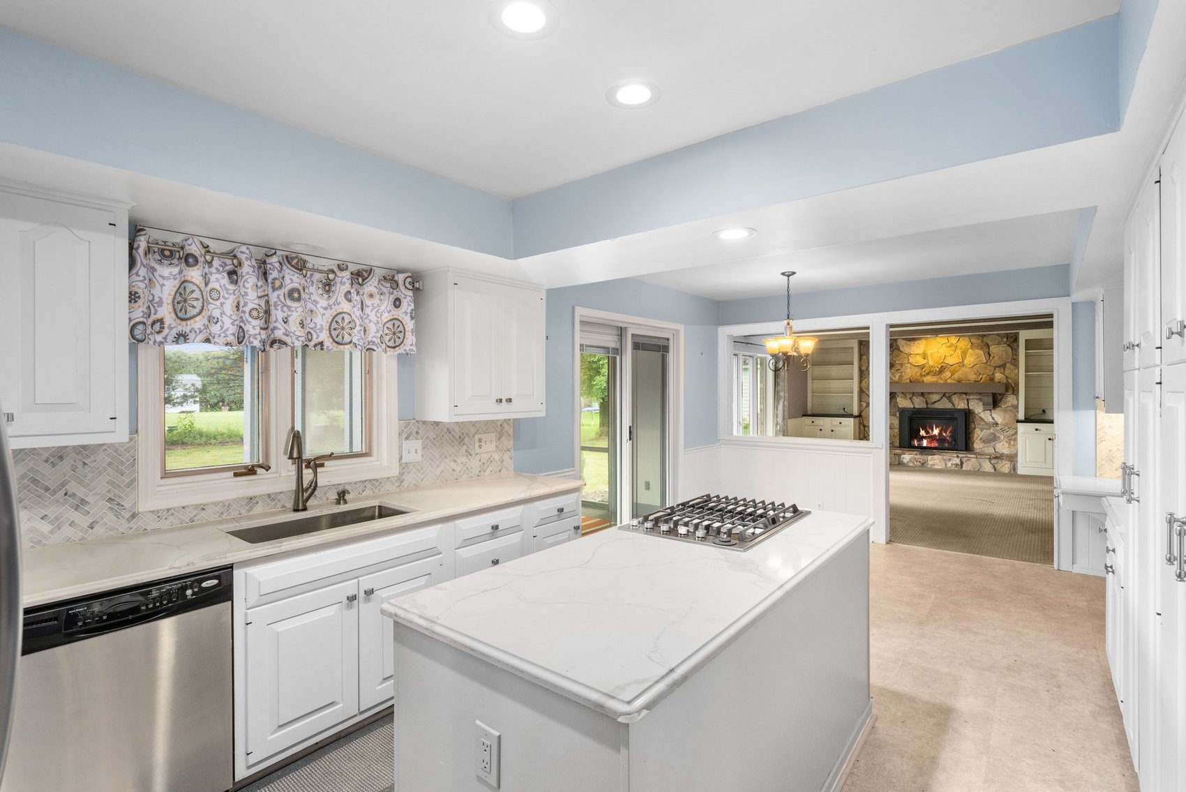 Image for MINIMUM BID AUCTION $250,000! 2427 Knights Hill Lane