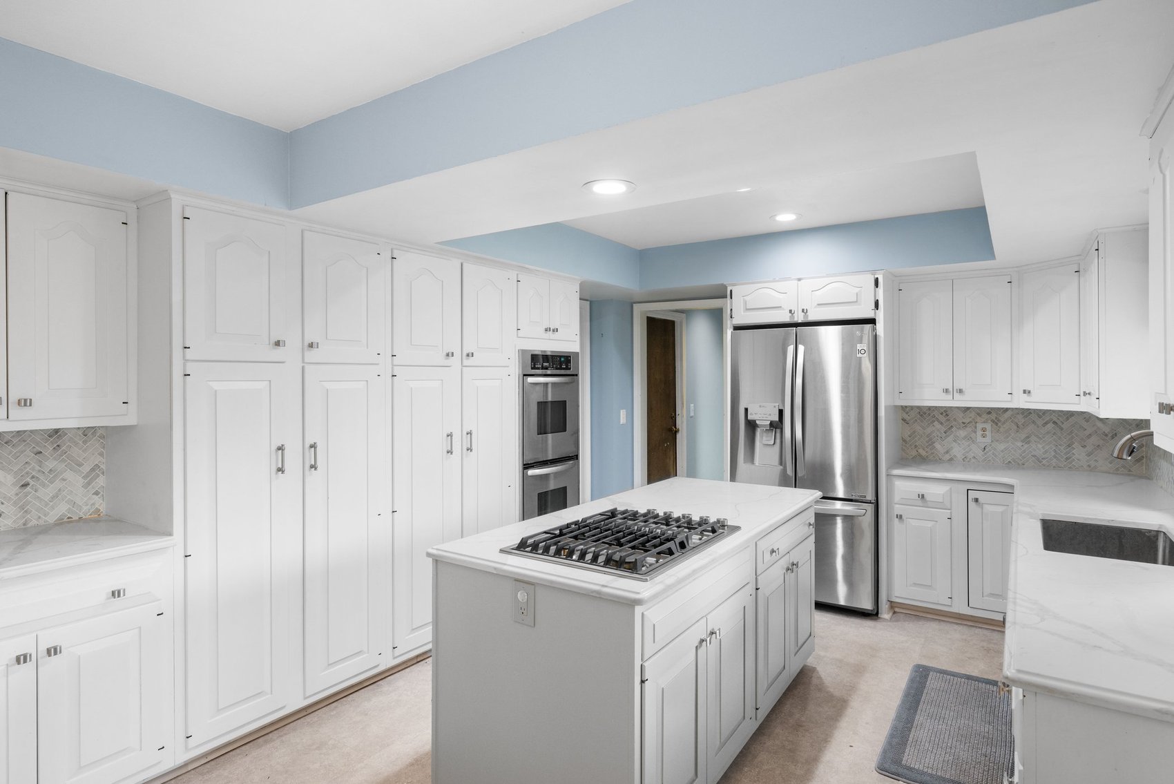 Image for MINIMUM BID AUCTION $250,000! 2427 Knights Hill Lane