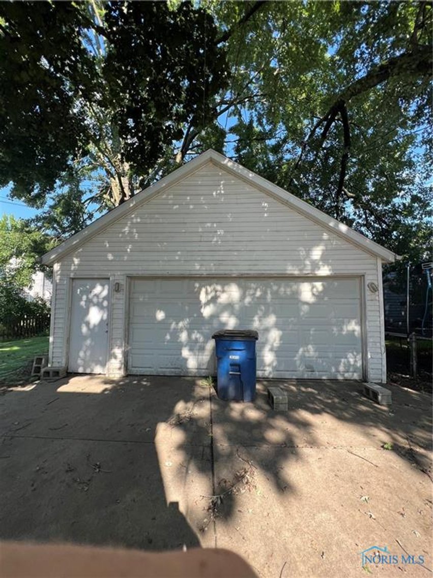 Image for MINIMUM BID AUCTION $70,000! 4548 Commonwealth Ave