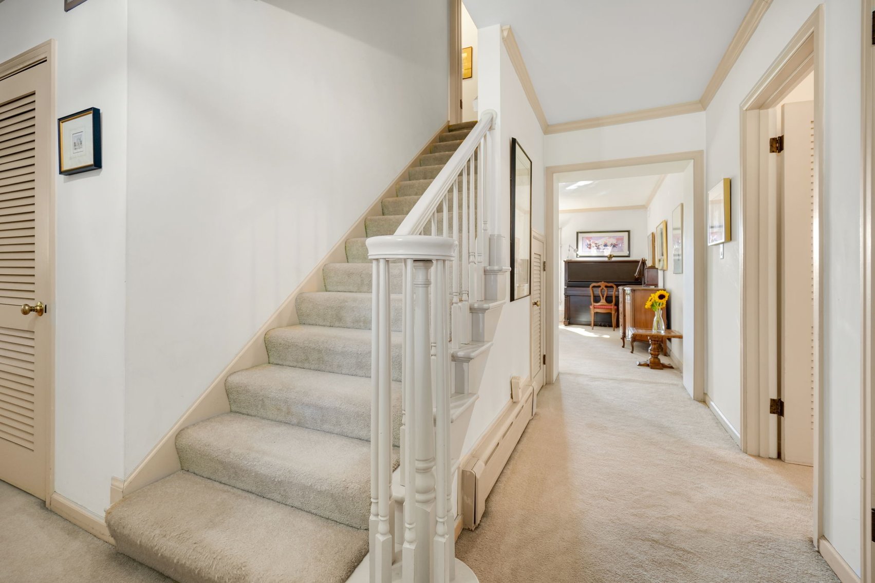 Image for MINIMUM BID AUCTION $499,000! 616 Manitou Dr