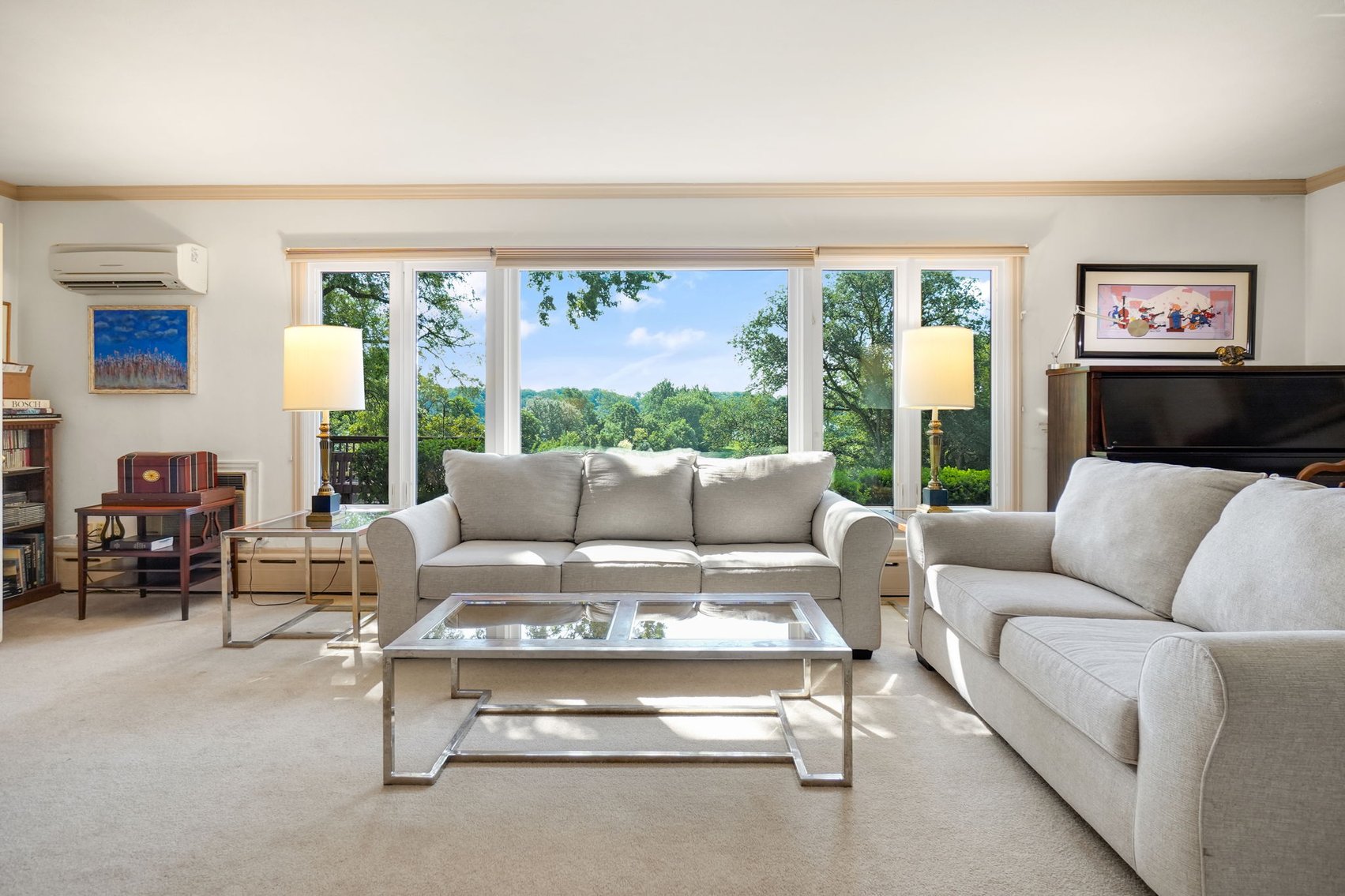 Image for MINIMUM BID AUCTION $499,000! 616 Manitou Dr