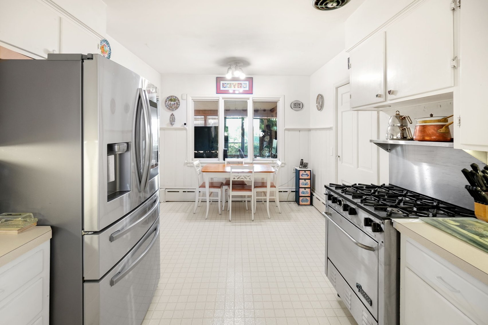 Image for MINIMUM BID AUCTION $499,000! 616 Manitou Dr