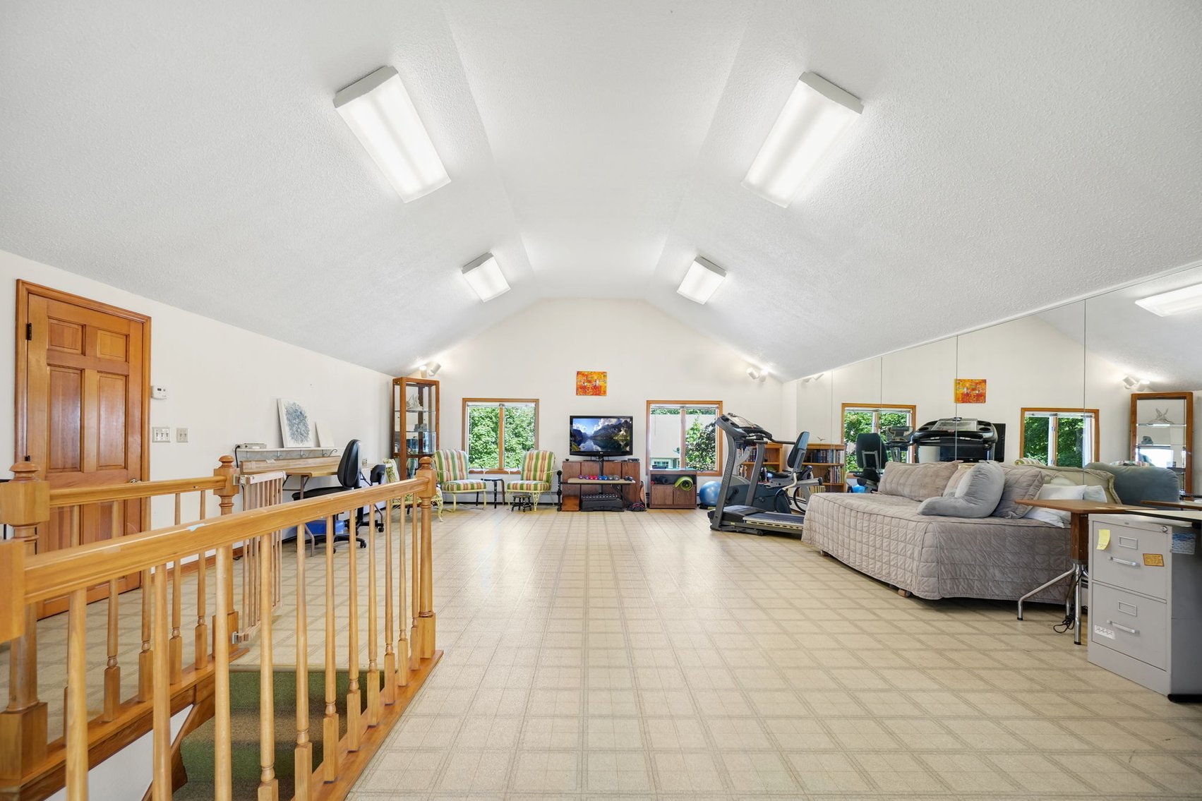 Image for MINIMUM BID AUCTION $499,000! 616 Manitou Dr