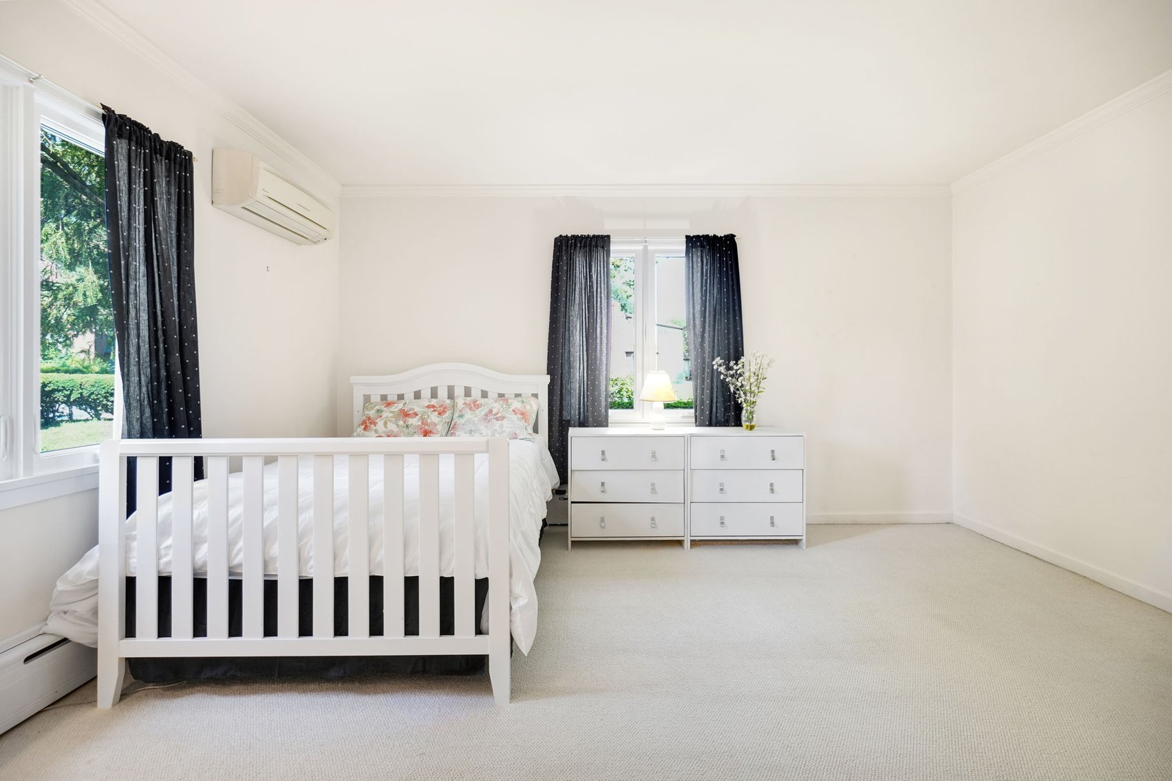 Image for MINIMUM BID AUCTION $499,000! 616 Manitou Dr