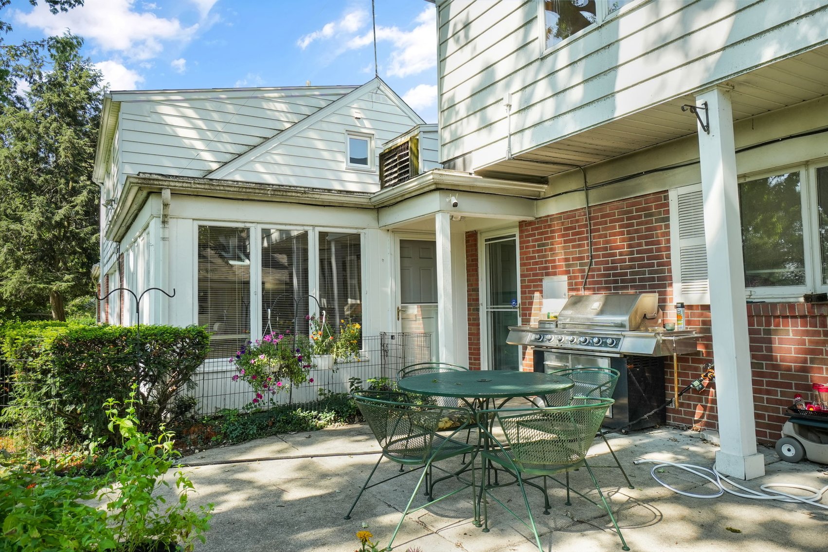 Image for MINIMUM BID AUCTION $499,000! 616 Manitou Dr