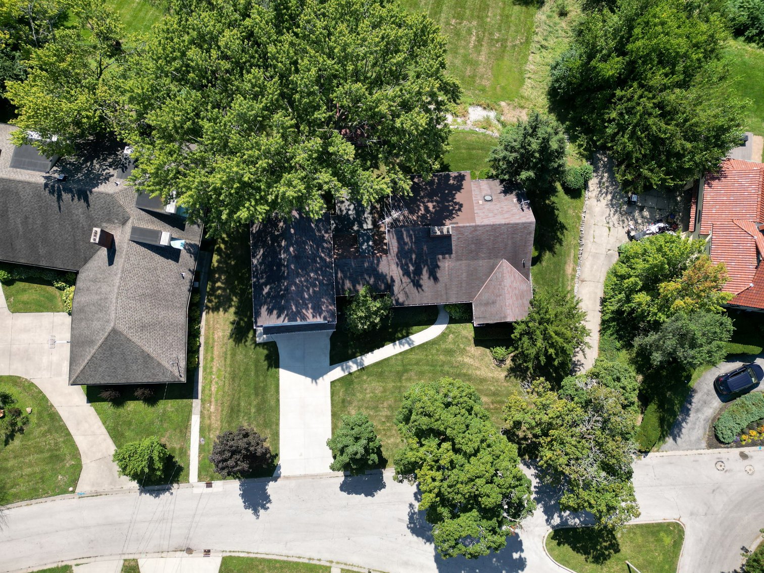 Image for MINIMUM BID AUCTION $499,000! 616 Manitou Dr