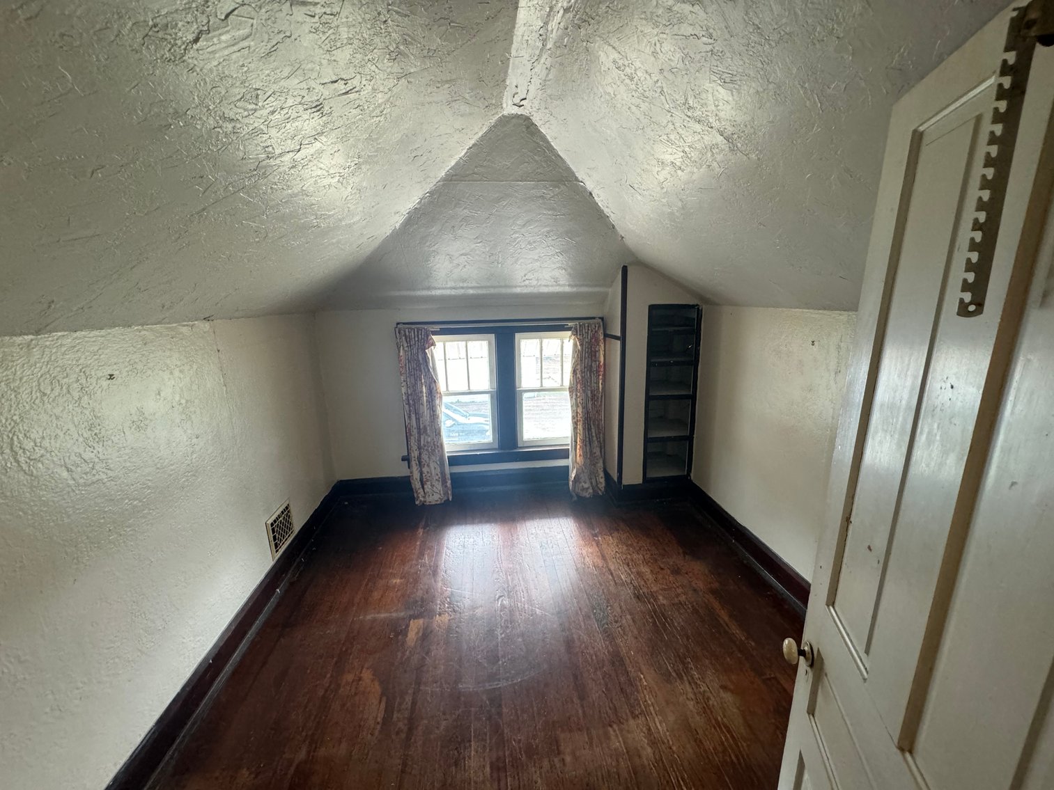 Image for SOLD PRIOR TO AUCTION!  2015 Maginnis Rd