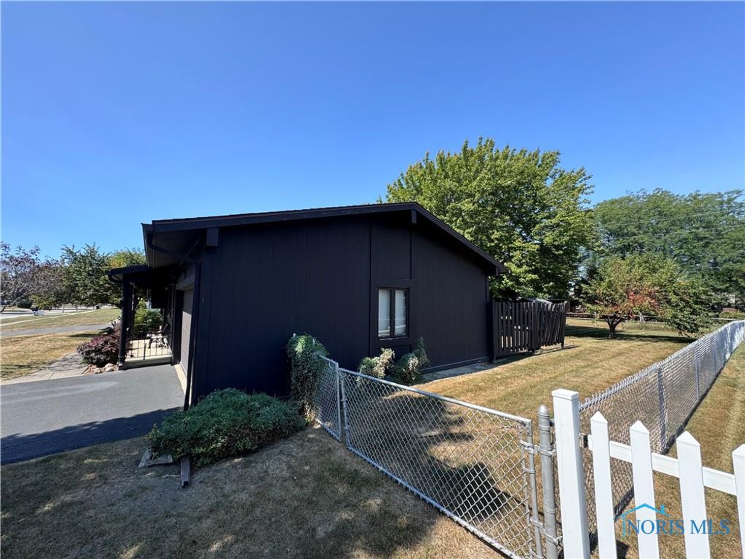 Image for MINIMUM BID AUCTION $99,000! 3247 Dogwood Dr