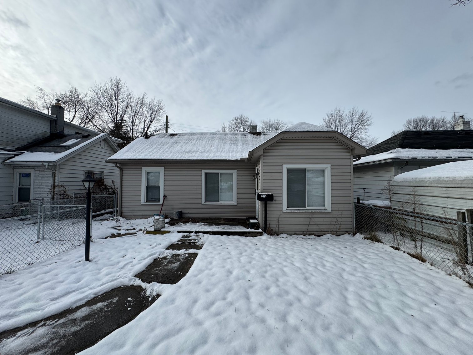 Image for MINIMUM BID AUCTION $54,000! 1925 Olimphia Rd