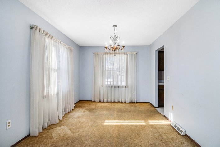 Image for MINIMUM BID AUCTION $150,000! 1236 Eastland Dr