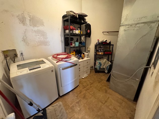 Image for SOLD PRIOR TO AUCTION! 132 W Florence