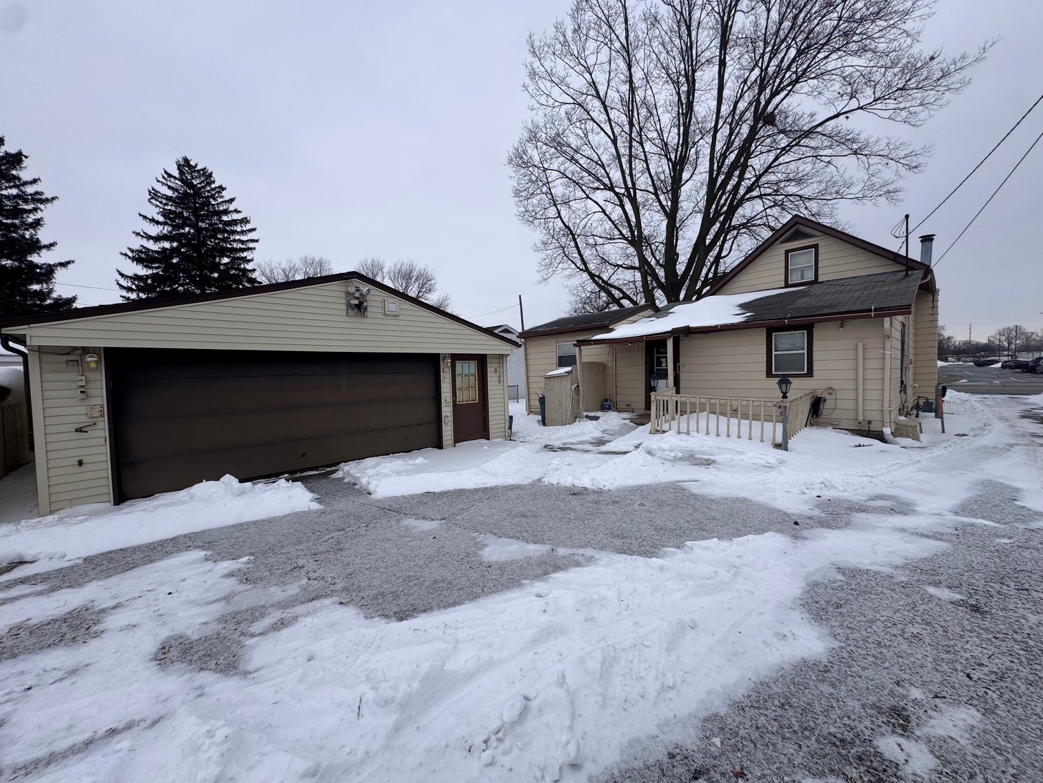 Image for MINIMUM BID AUCTION $79,000! 224 Sackett St