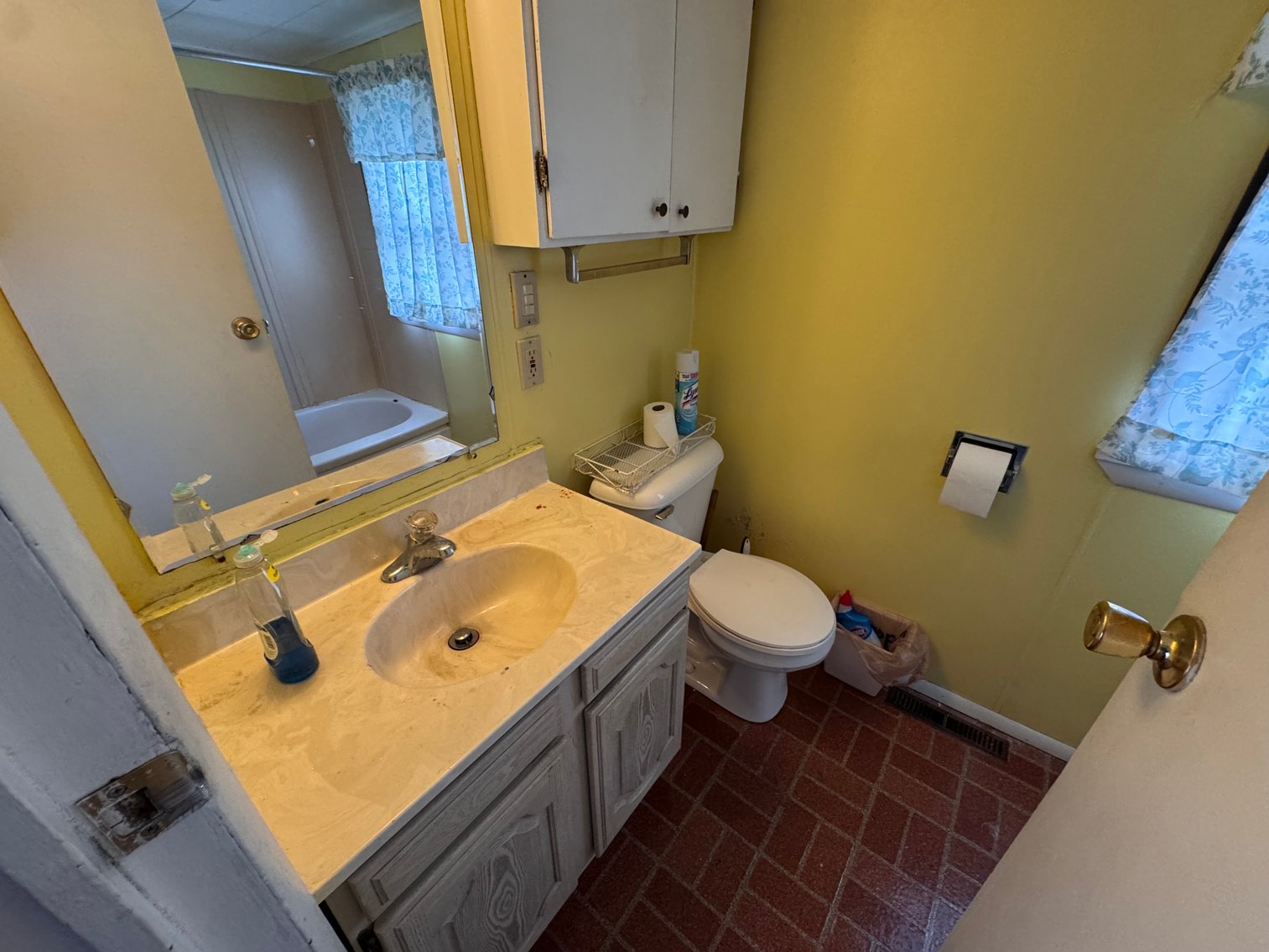 Image for MINIMUM BID AUCTION $79,000! 224 Sackett St