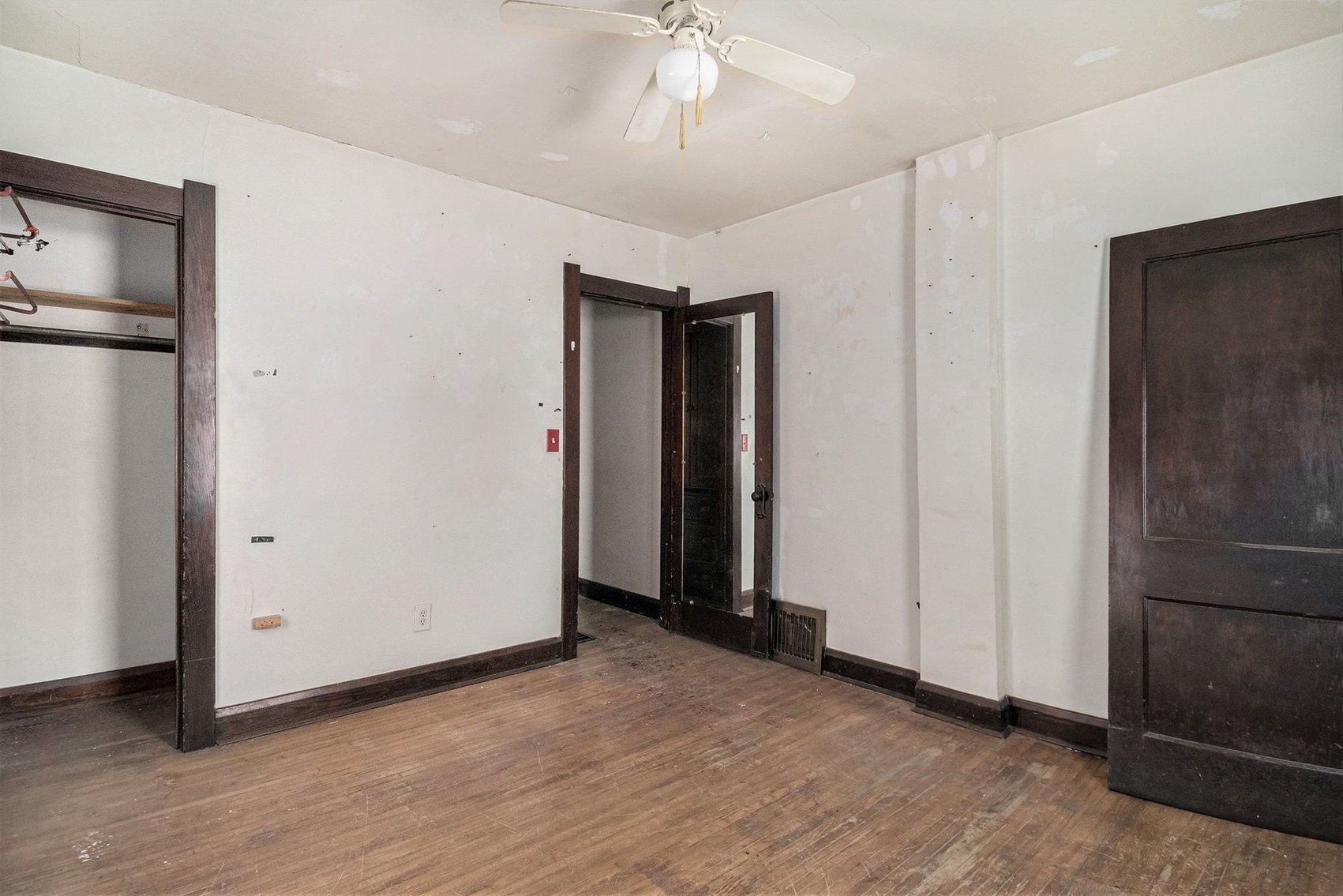 Image for SOLD PRIOR TO AUCTON! 933 Wright Ave