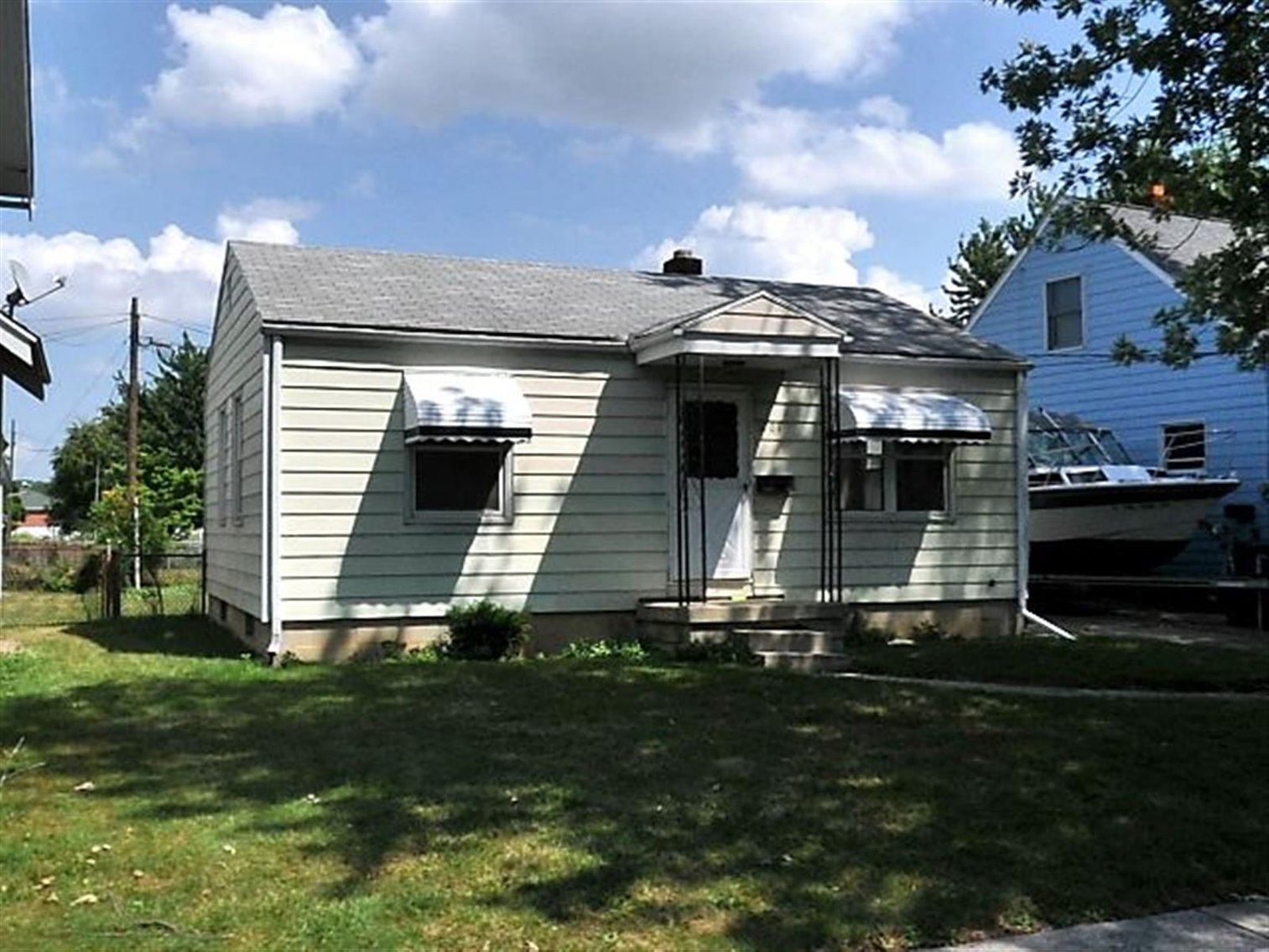 Image for MINIMUM BID AUCTION $40,000! 1701 Milroy Ave