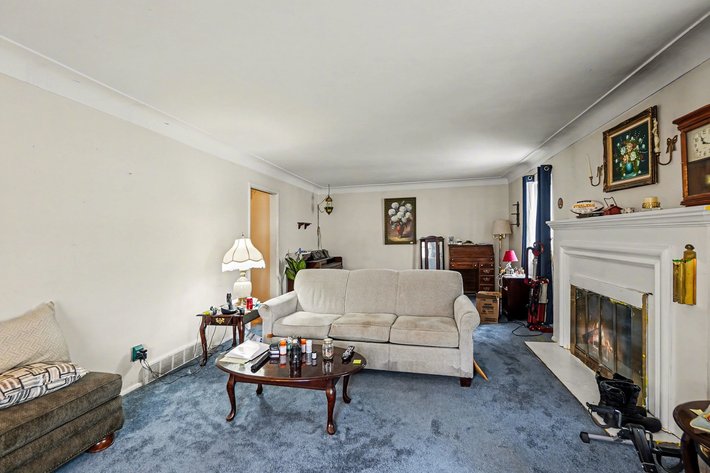 Image for MINIMUM BID AUCTION $220,000! 3718 Mapleway Dr